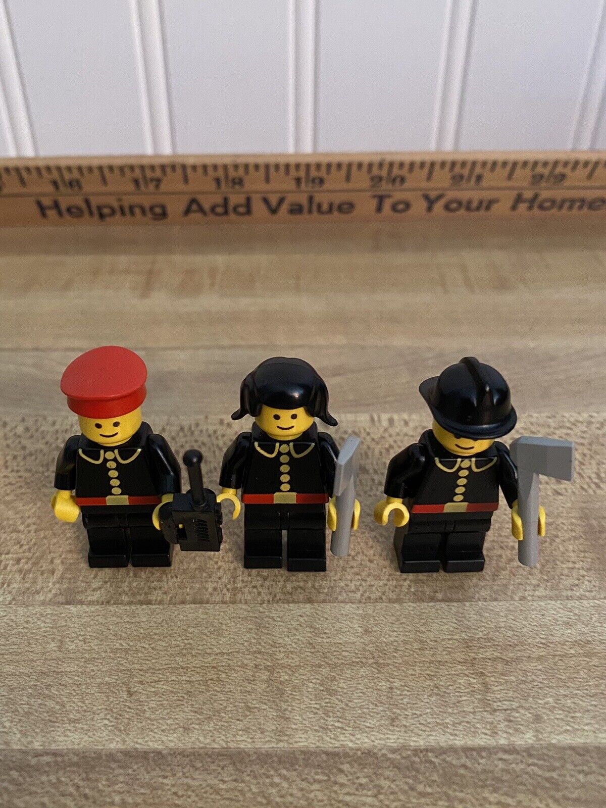 Three Firemen From  Possibly 1981 Fire City Set (6382).One Has A Red Hat.