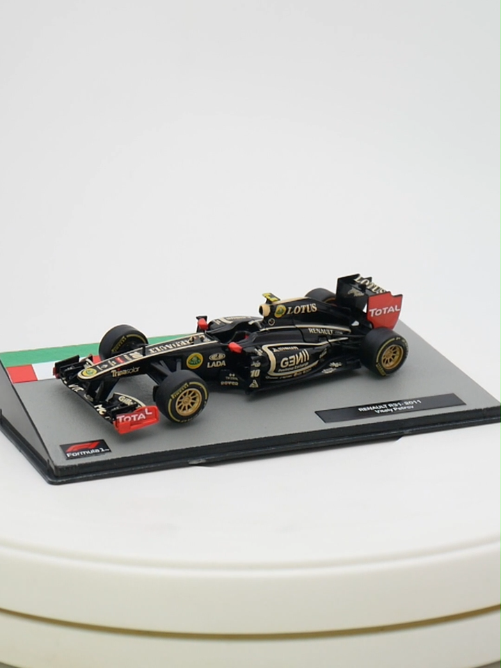 Figurine Formule 1 1/43 – Dany 2011 – Vitaly Petrov – Occasion