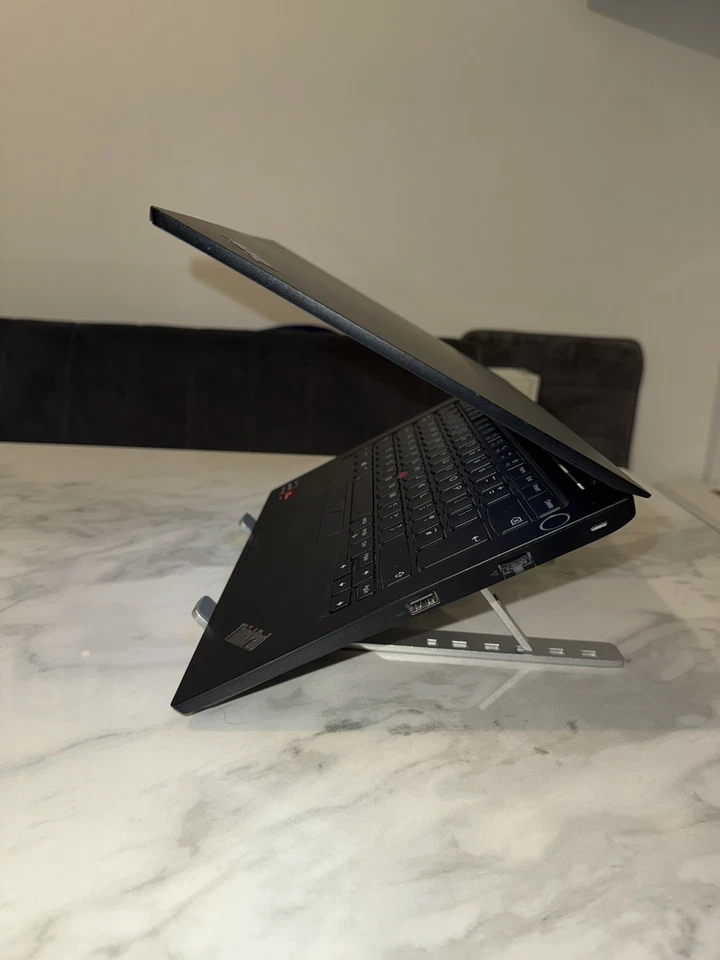 Lenovo ThinkPad E14 G3 · Ryzen 7 5700U · 16GB · 512GB, photo 3 of 5