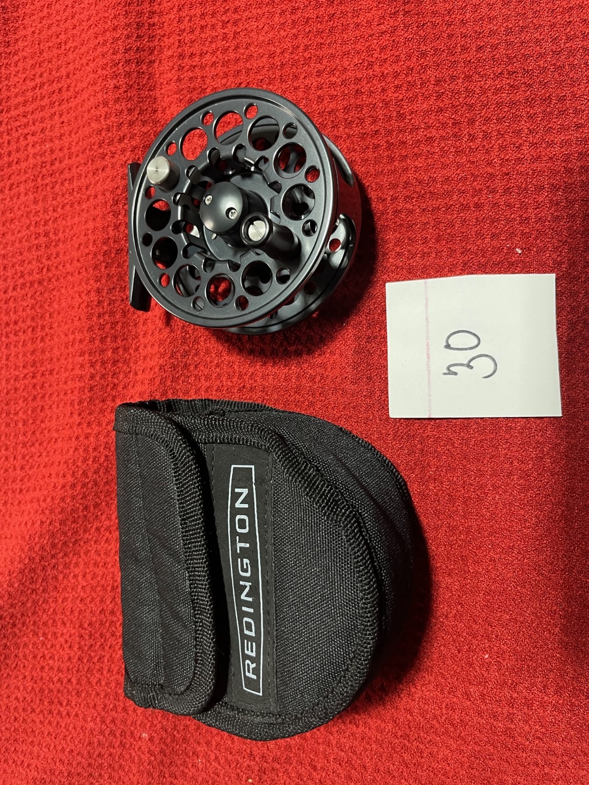 Redington Rise 7/8 Fly Fishing Reel - Excellent Condition ne