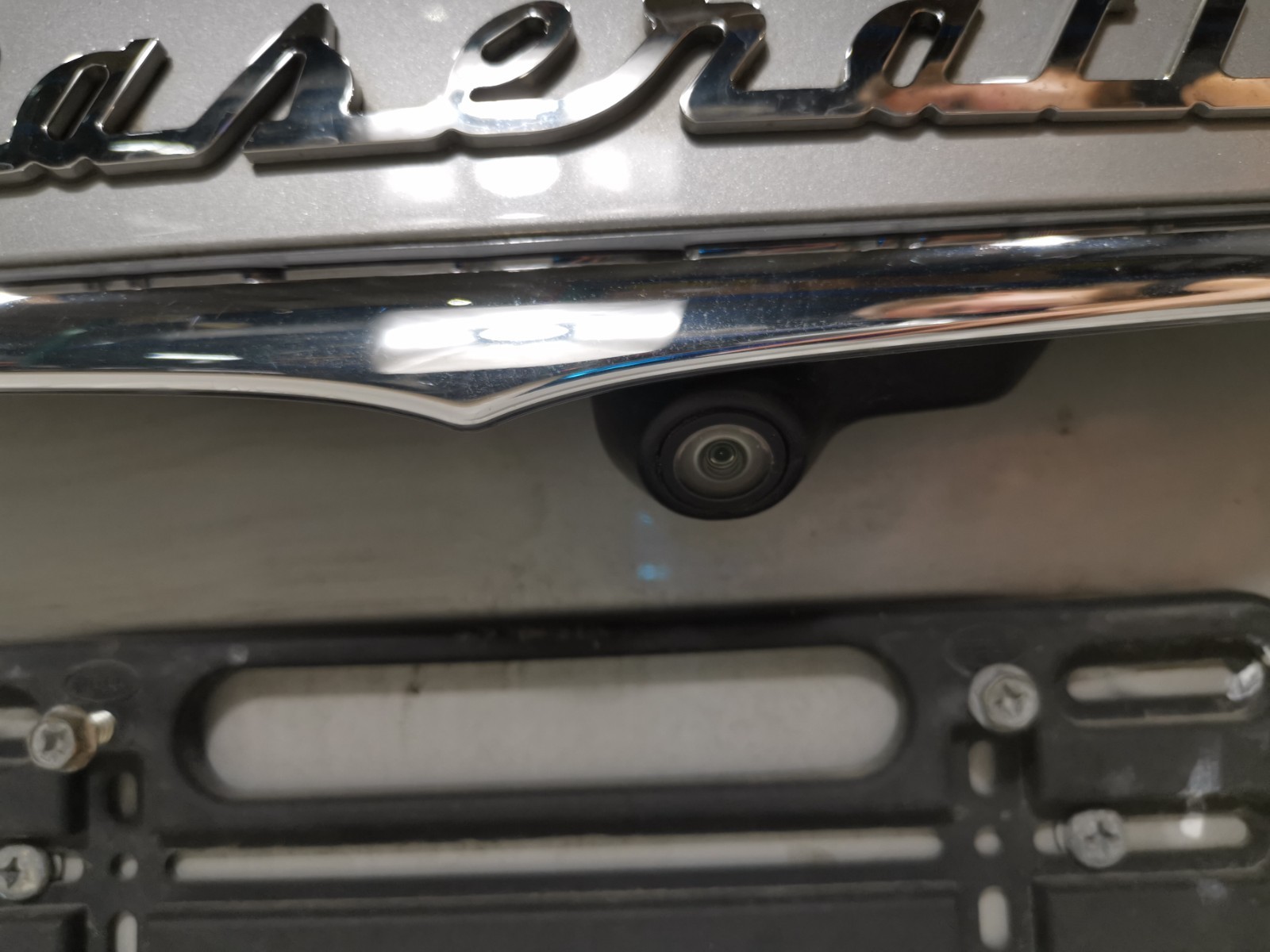 Maserati Levante 3.0 L AWD 2017 Rear Full Complete Trunk Tailgate Silver Color