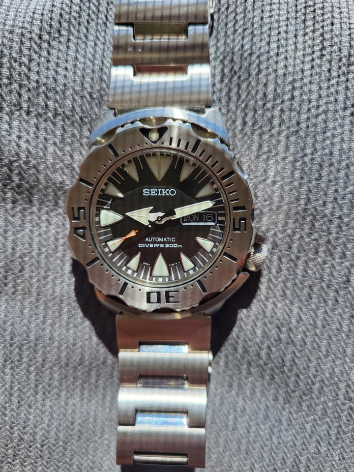 SEIKO Black Monster4R36-01J0 SRP307 Shark Tooth DIVER Super Rare Japan - Immagine 2 di 4