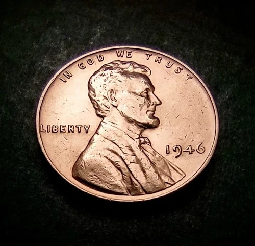 1946  Lincoln Wheat 1¢ Cent Penny Coin  VINTAGE   Good Condition   FREE SHIPPING