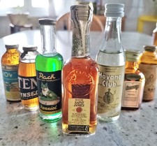 Collezione Mignon Liquore Marche Varie 