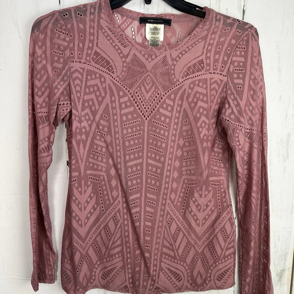 Top BCBG Max Azria M Rosa Polvoriento Encaje Transparente Red Goth Rock Chic LS