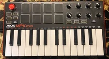 Akai Professional MPK Mini MK3 Keyboard Controller Black Red White w/ USB-B
