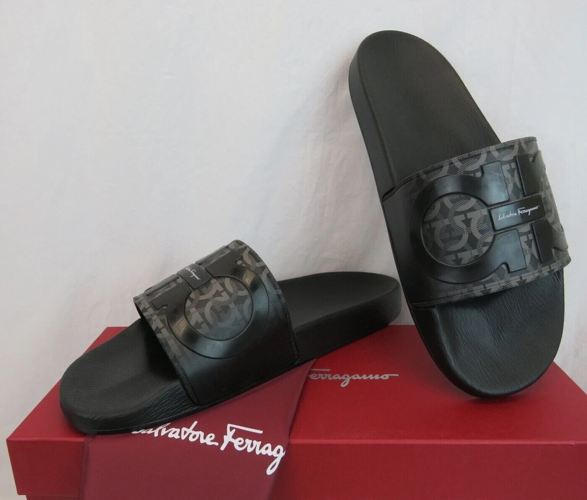 Salvatore ferragamo top groove slide