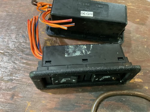 1987-1991 Jaguar XJS HE Series 2 Front Right/ Left Seat Lumbar & Heat Switch OEM - Picture 4 of 6