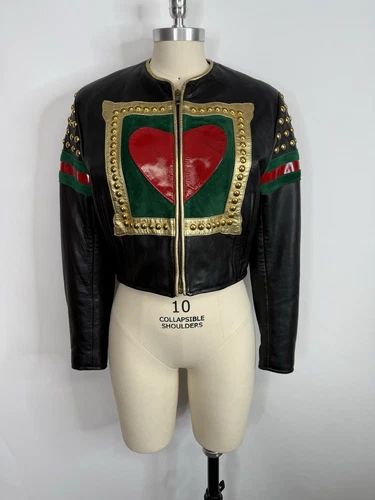 Giacca di pelle vintage Moschino economica e chic nera 'L'arte è amore' 44 L