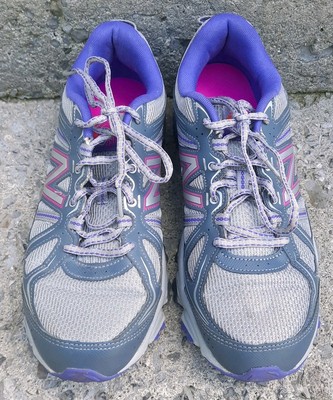 NEW BALANCE 412 Womens Size 11 D / 43  Lace Up Sneakers Gray & Purple