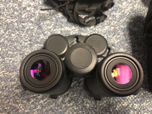 Zeiss Victory T* FL 8 x 32 Binoculars in Box Green LotuTec - Excellent Condition - Picture 5 of 8