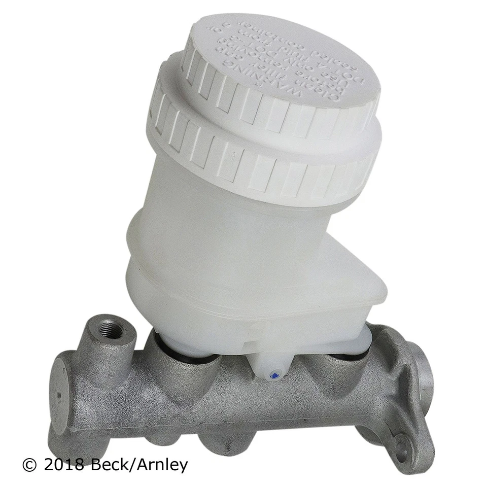 Cilindro maestro de freno Beck Arnley 072-9493 para 99-05 Eclipse Galant Sebring Stratus Foto 2 de 4