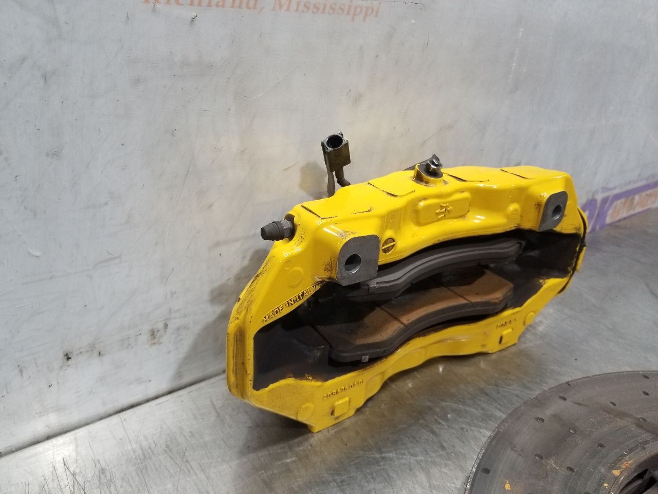 22 2022 MASERATI LEVANTE MODENA S BRAKE CALIPER WITH ROTOR FRONT LEFT DRIVER 