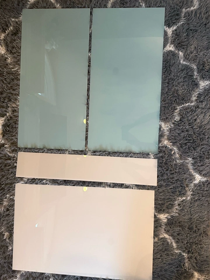 Juego de paneles de puerta francesa a medida Samsung combo de vidrio fondo blanco y azul mañana Foto 2 de 2