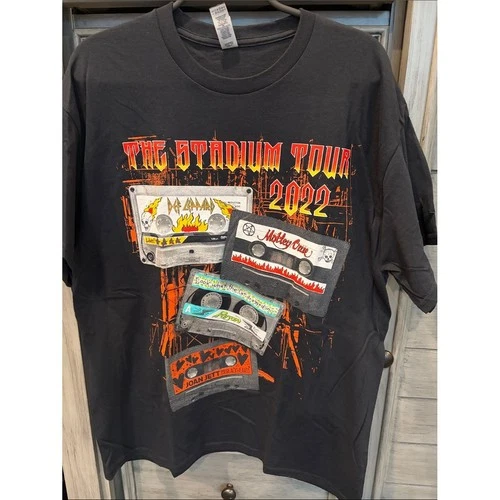Gildan Stadium Tour 2022 Black Graphic Tee Mens Large Def Leppard Motley Crue - product listing photo