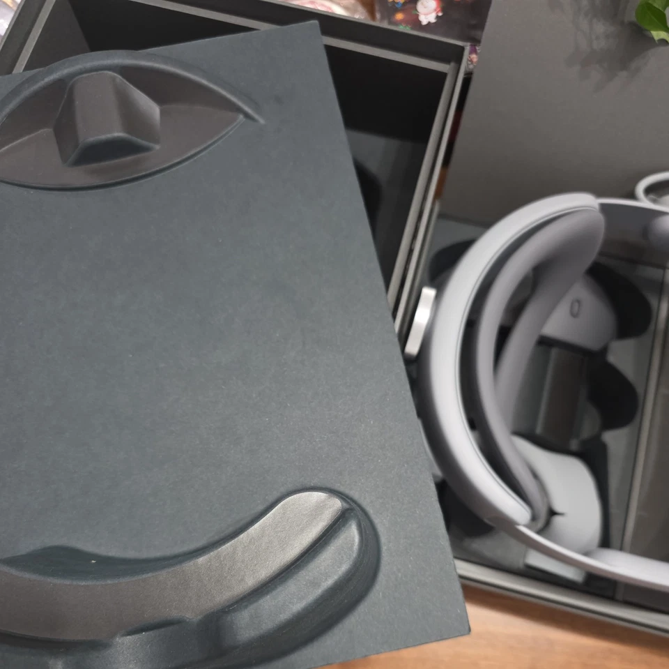 Fone de Ouvido de Realidade Virtual Samsung Galaxy XR - Imagem 3 de 4