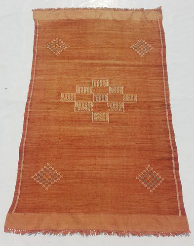 Vintage Traditional Handcrafted Moroccan Kilim Rug for Home Décor 141x89 cm