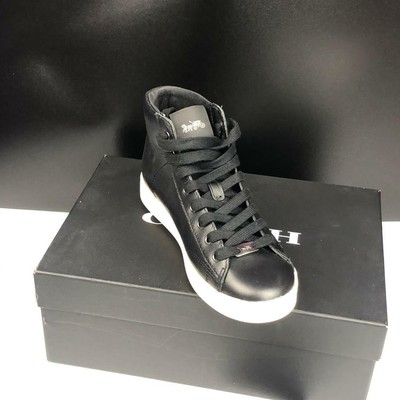 c204 high top sneaker