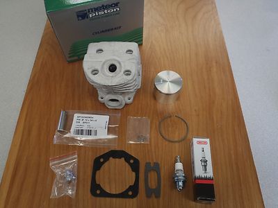 Meteor cylinder piston kit for Husqvarna 51, 55, 55 Rancher Italy Nikasil 46mm