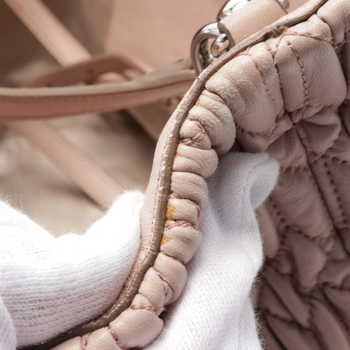 Miu Miu NAPPA CRYSTAL Matelasse 2way shoulder Handbag RN0896 Miu Miu NAPPA CRYSTAL Matelasse 2way shoulder Handbag RN0896
