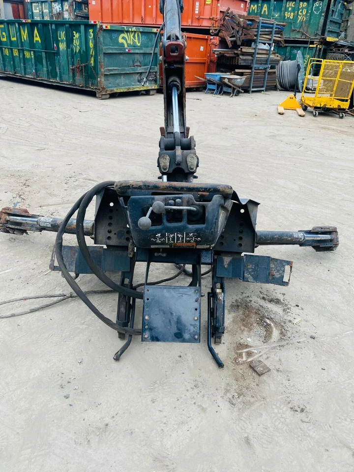 BRADCO 511B SKID STEERBACKHOE - Image 3 of 4