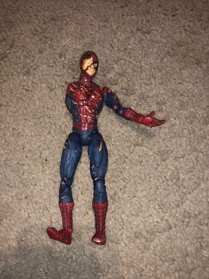 Spider-Man 2002 Battle Ravaged Spiderman Action Figure Tobey