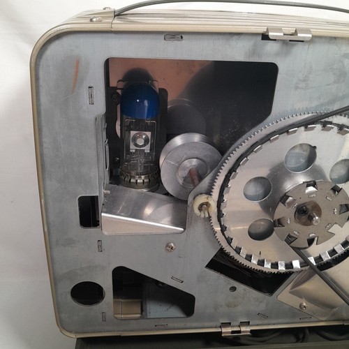 Proiettore cinematografico vintage Kodak Brownie 500 8 mm - Foto 13 di 19