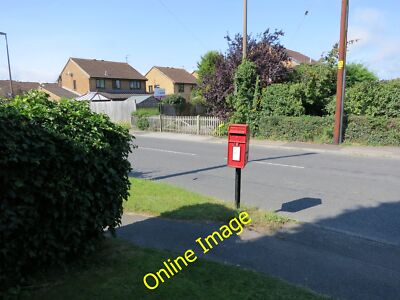 Photo 12x8 Post Box Broadbridge Heath RH12 170 Homemead (Horsham) c2012