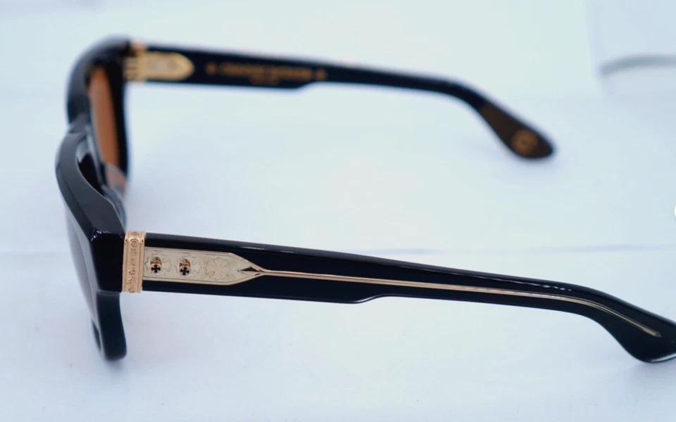 Gafas de sol negras enchapadas en oro de 18 quilates Chrome Hearts Foto 4 de 4