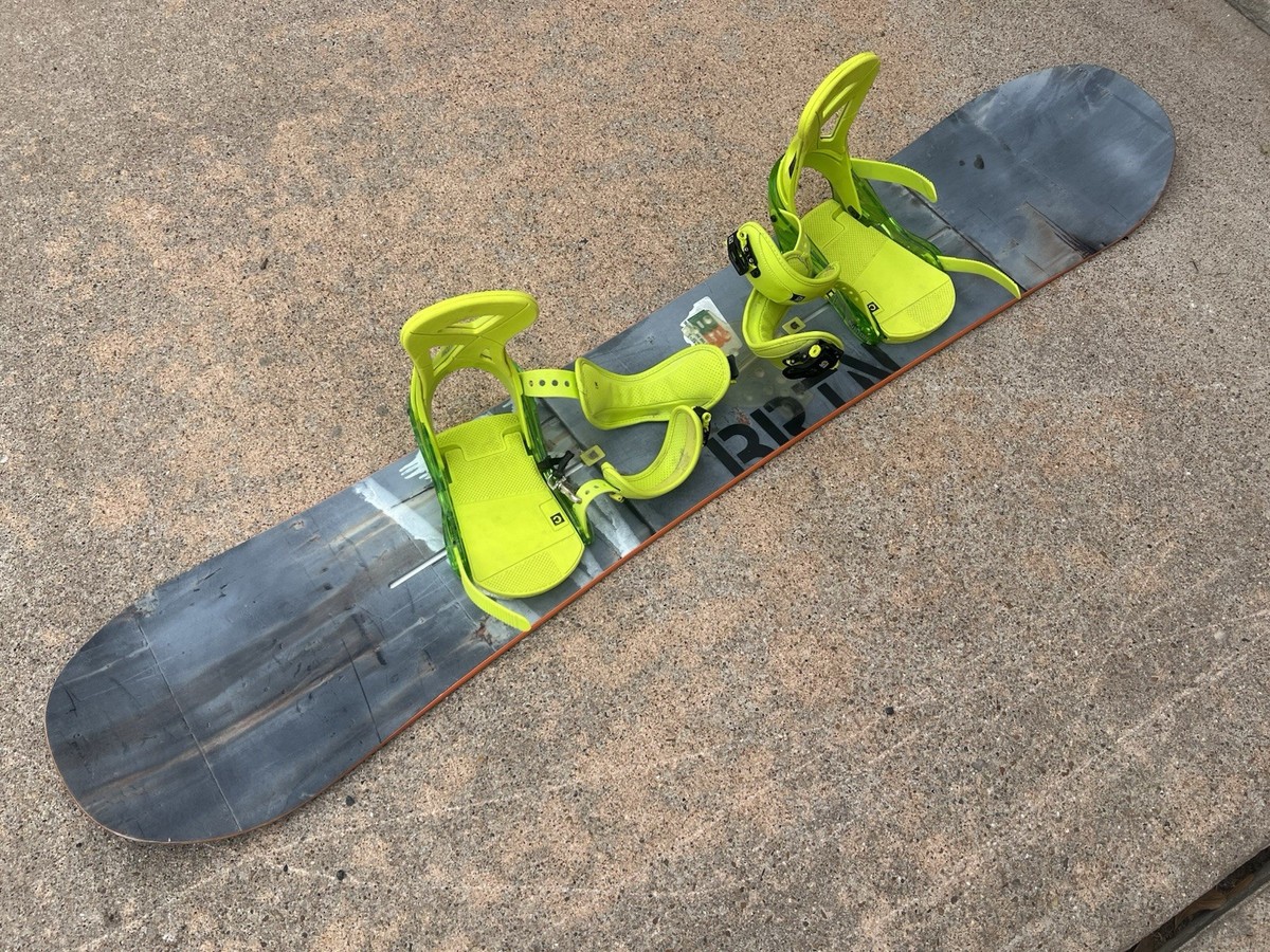 2014 Burton N. Y. C. Blunt 154cm Snowboard With M Custom Imprint 1