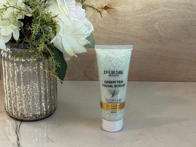 Green Tea Facial Scrub