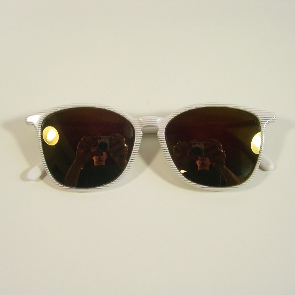 Occhiali da sole Yves Saint Laurent vintage anni 80 bianchi