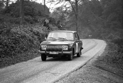 Gunter Ruttinger Gunter Bork Wartburg Knight 1968 Rally Car Old Photo 9