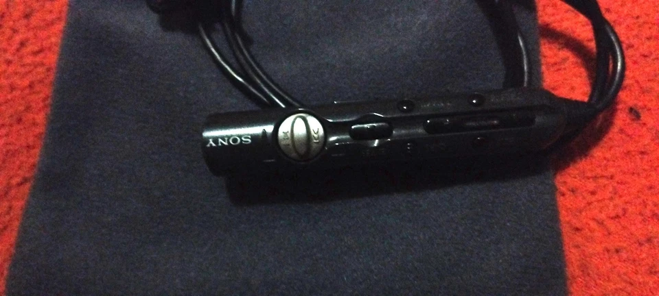 Sony MZ-N520 Walkman Minidisc MD avec télécommande RM-MZ-4R +pochette a reparer - Image 2 of 4