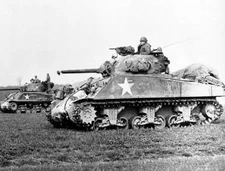 US Sherman Tanks on the move 8x10 World War II WW2 Photo Picture 031