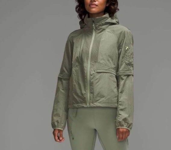 Lululemon Convertible Hiking Jacket 2 Laurel Green Ripstop Nylon EUC Lightweight