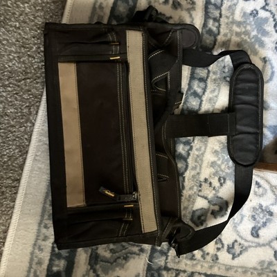 Custom Leather Craft Mfg. LLC	BAG; TOOL 16LX9WX9H 15 POCKETS W/ MULTI-COMPARTMEN
