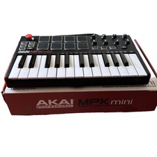 Akai Professional Mpk Mini Mk3 - 25 Key Usb Midi Keyboard Controller Mac / Pc