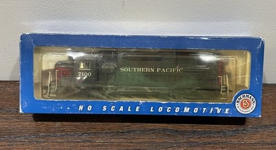 BACHMANN HO EMD GP40 DIESEL LOCOMOTIVE SOUTHERN PACIFIC #7100  BAC63511