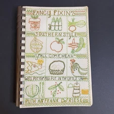 Vintage 1978 1st Ed Fancy Fixin’s Southern Style Signed Cookbook DeFriese