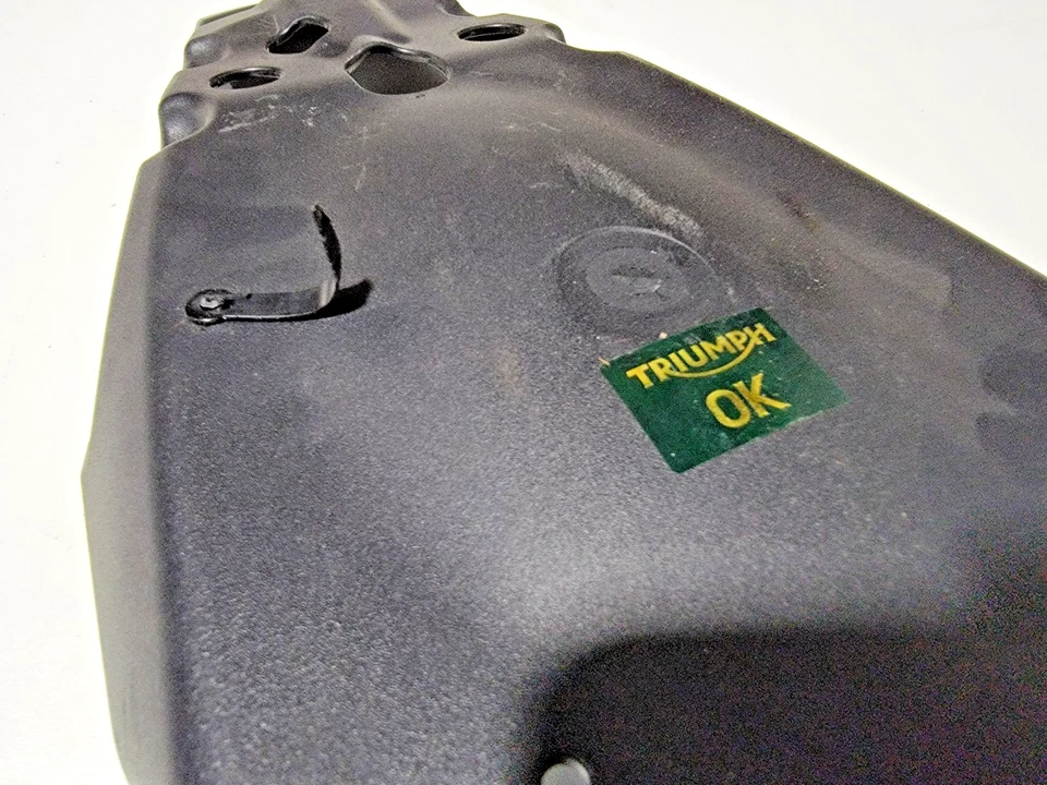 Rear Fender Mud Guard 2016-2022 Triumph Bonneville T120 9701322 Street Twin - Image 4 of 4