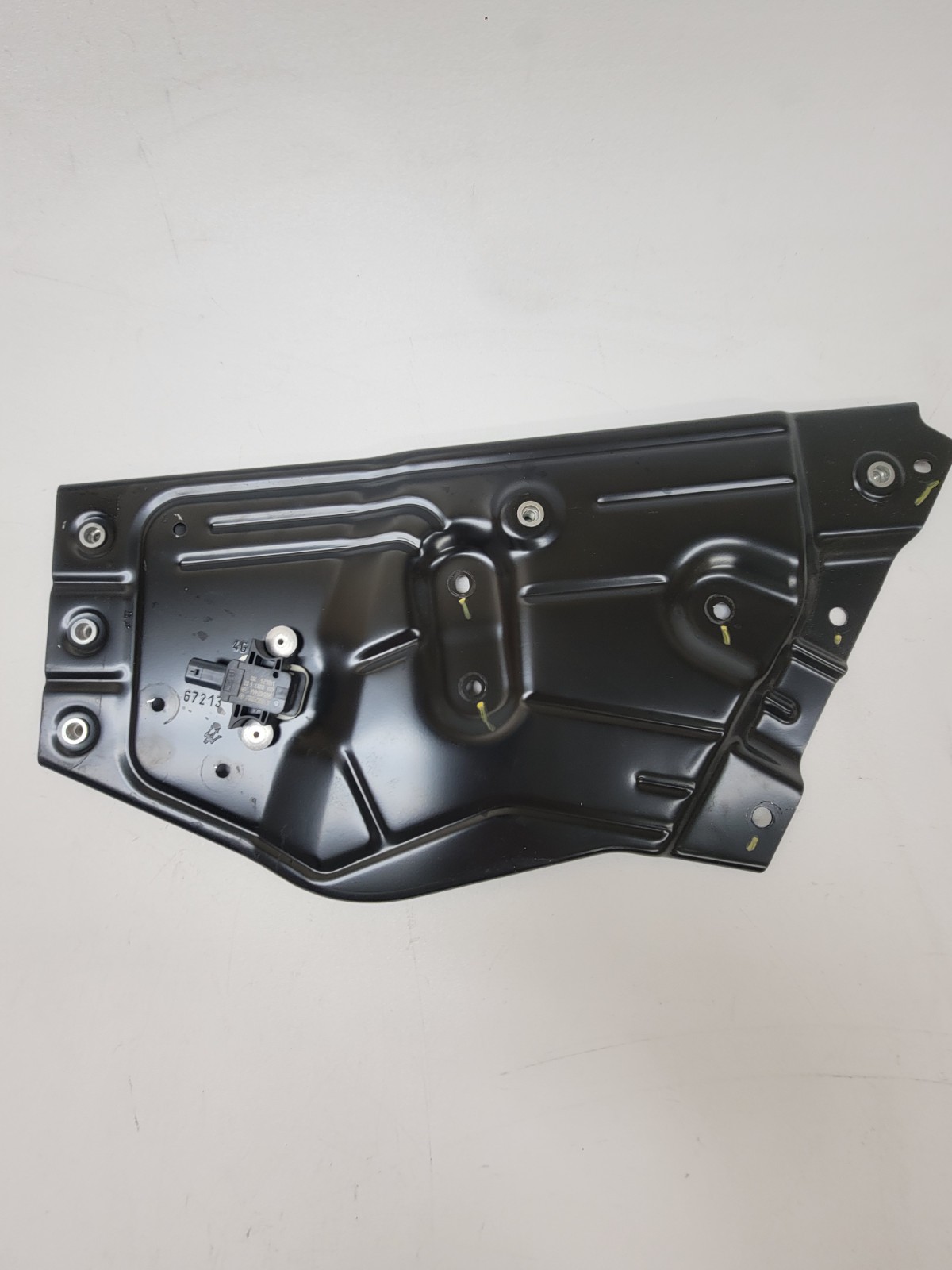 2014 - 2020 Maserati Ghibli Front Right Door Central Reinforcement Plate OEM