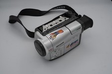 Samsung SCL520 8mm Camcorder   Powers On  Records   AS-IS / Parts 25-0405 