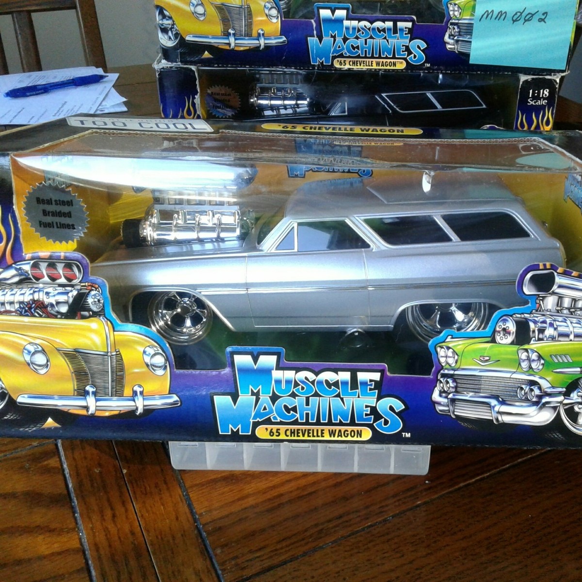 3台セットMUSCLE MACHINES　 65CHEVELLE WAGON 1965 Chevrolet Chevelle Wagon Muscle Machines Yellow