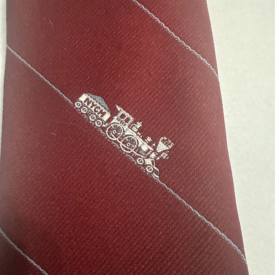 Corbata de colección Harris Enterprise NY Red Trains Locomotora NY Central Mutual Ins Foto 2 de 4