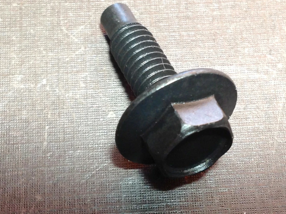 25 piezas 5/16-18 x 1" carrocería guardabarros cabeza hexagonal dentada brida arandela pernos se adapta a Dodge Foto 2 de 4