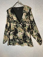 City Chic Blouse Top Size XXL 24 Floral V Neck Faux Wrap Puff Sleeve Ruffle