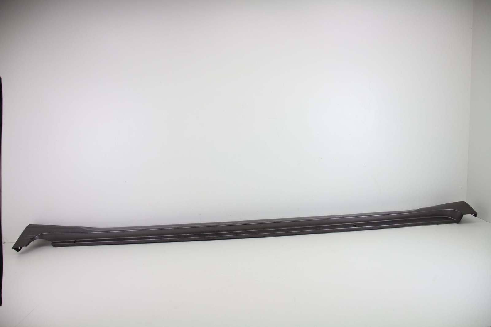 20112017 Toyota Sienna Left Driver Side Rocker Panel Molding 75852