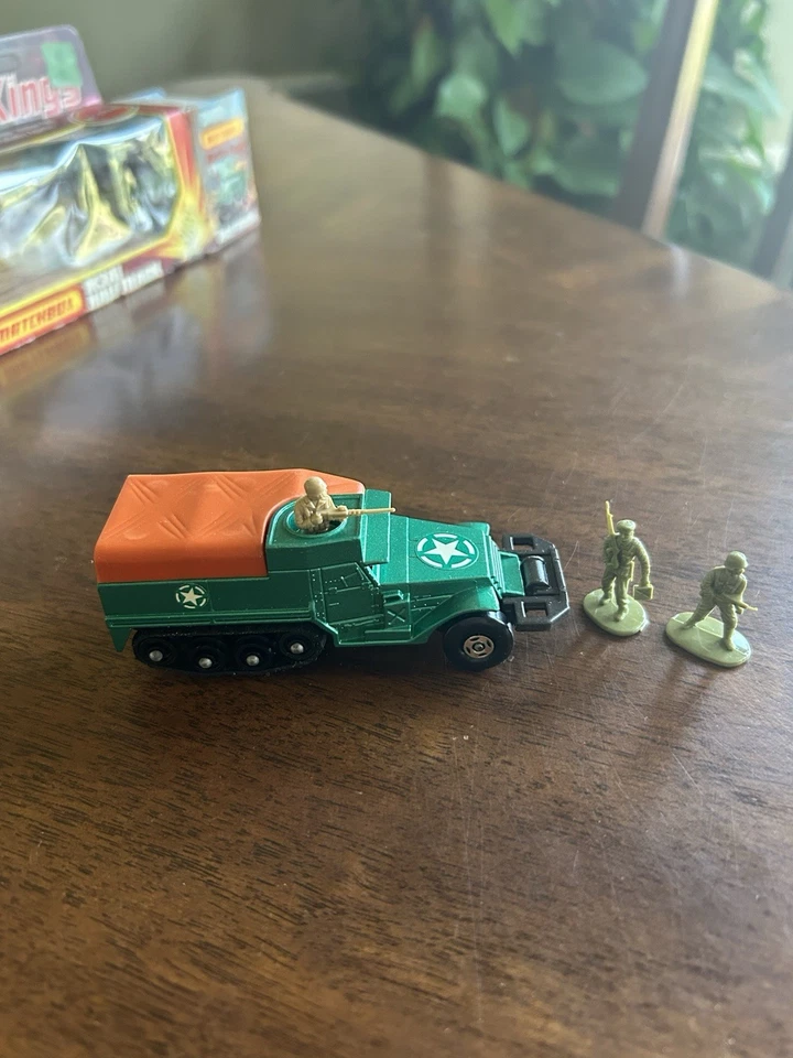 MATCHBOX BATTLE KINGS K-108 M3A1 HALF TRACK M73 - Image 2 of 4