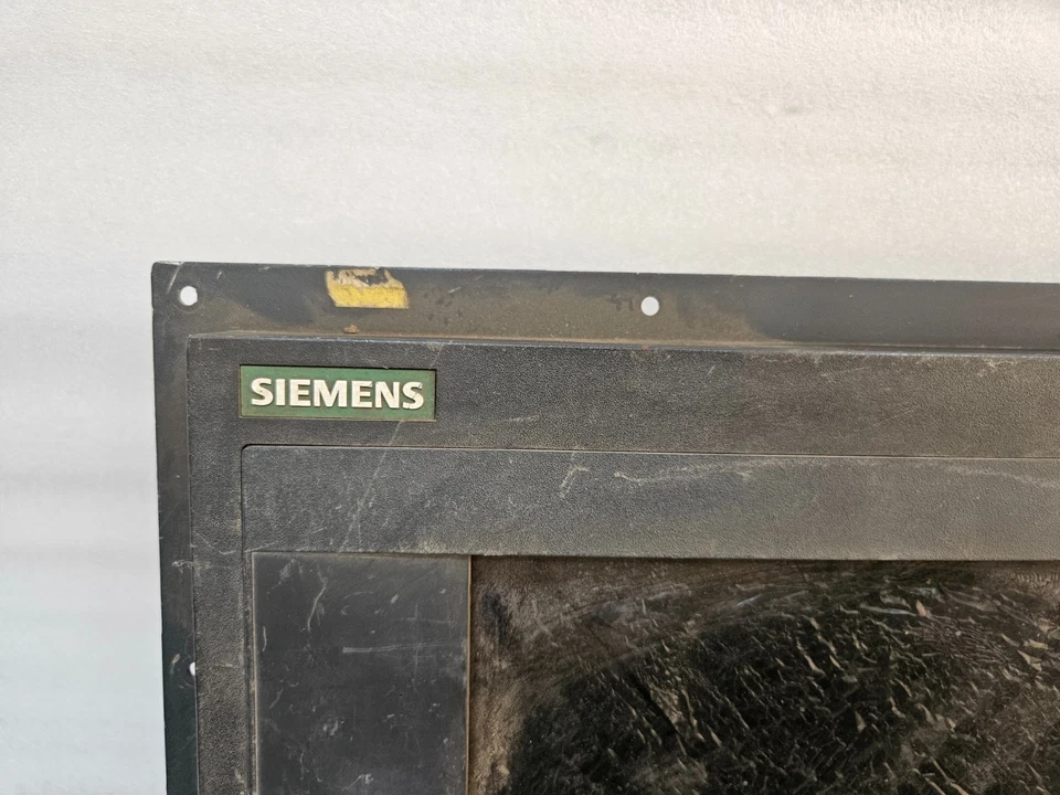 Panneau D'Opérateur Siemens SINUMERIK 6FC5203-0AB11-0AA0 - Photo 4/4
